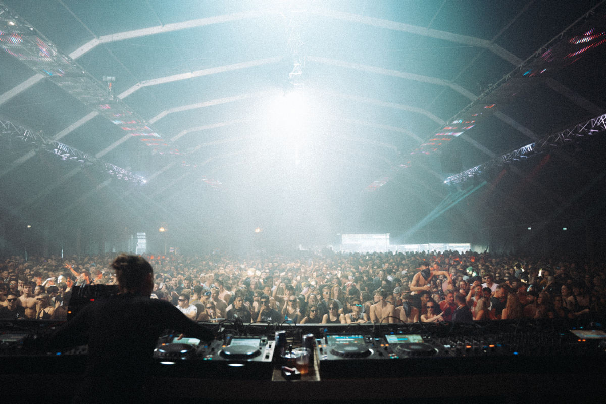 Loading... just a sec